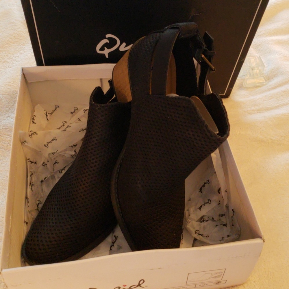 Qupid bootie new with box